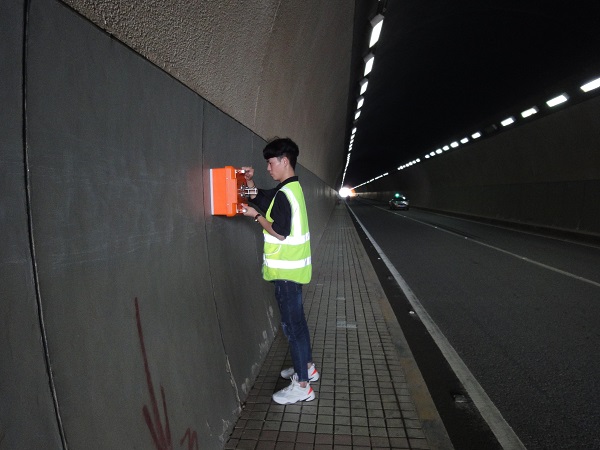 17394914.jpg 5b8f4aaf7e25b.jpg